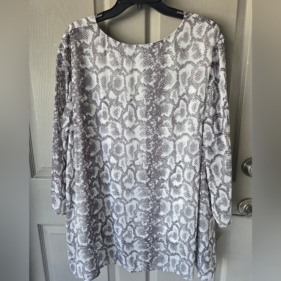 Cato Snake Print Blouse Women 22/24W Plus Gray Slit Open Long Sleeve Flowy Lined - Picture 13 of 14